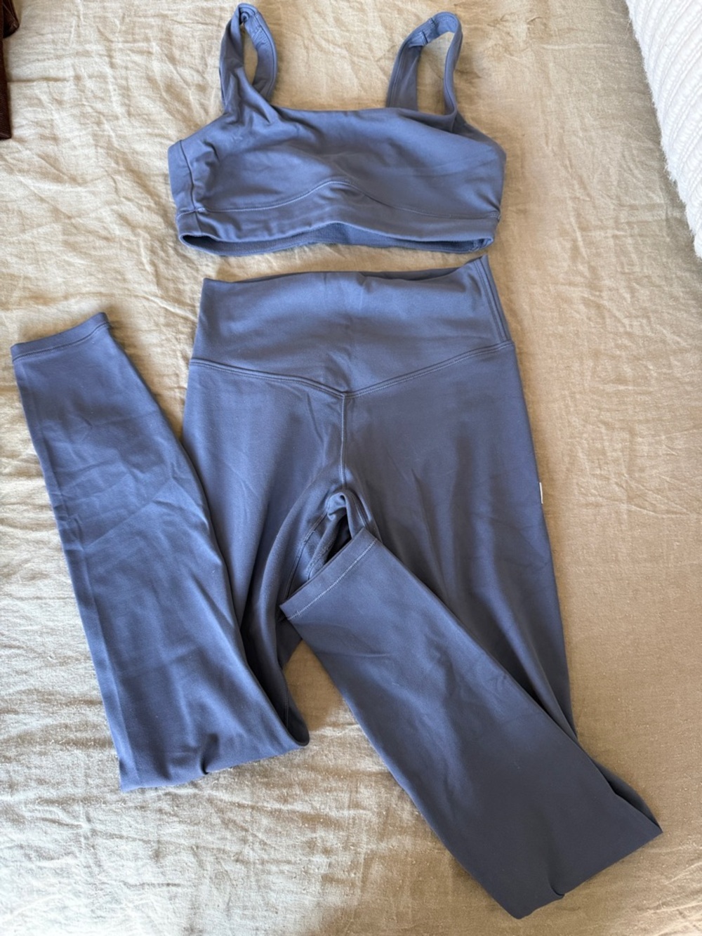 Vuori Lavender-Blue High-Waist Leggings & Sports Bra Set
